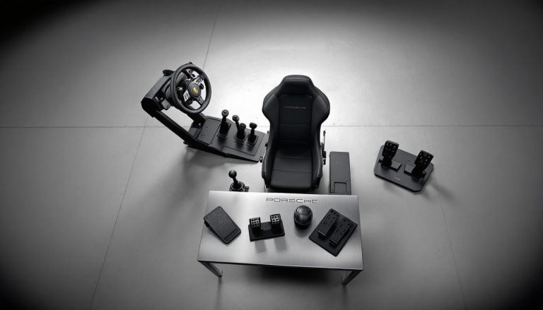 découvrez l'offre exclusive fanatec pour célébrer porsche avec le volant vision gt et deux packs spéciaux, alliant performance et immersion pour les passionnés de simulation automobile.